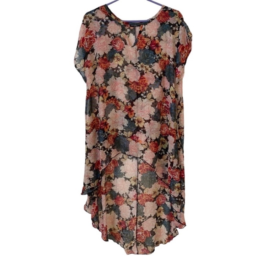 Cha Cha Vente | Medium | Floral High-Low Hem Sheer Glittery Swimsuit Cover-up